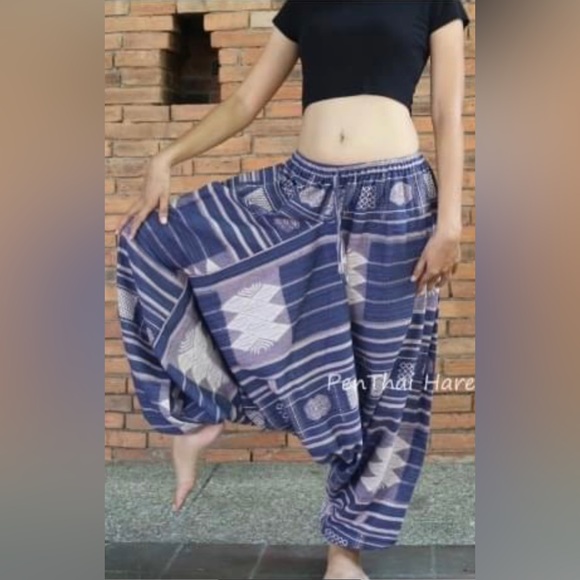 Yoga Harem Pants in Blue - Picture 3 of 5